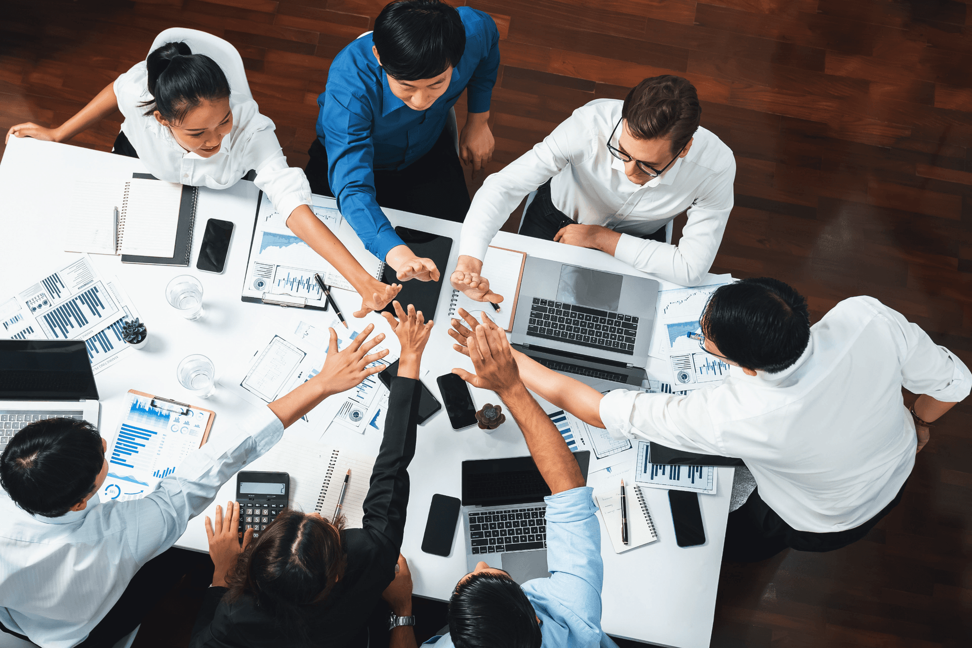 Wachstum und Karriere: Erstklassige Stellenangebote bei der E+Service+Check GmbH