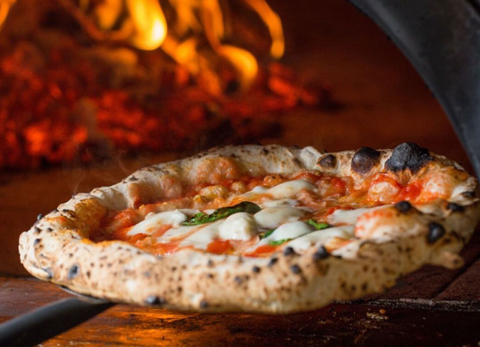Warum wir unsere Lieblings-Pizzeria in der Nähe suchten
