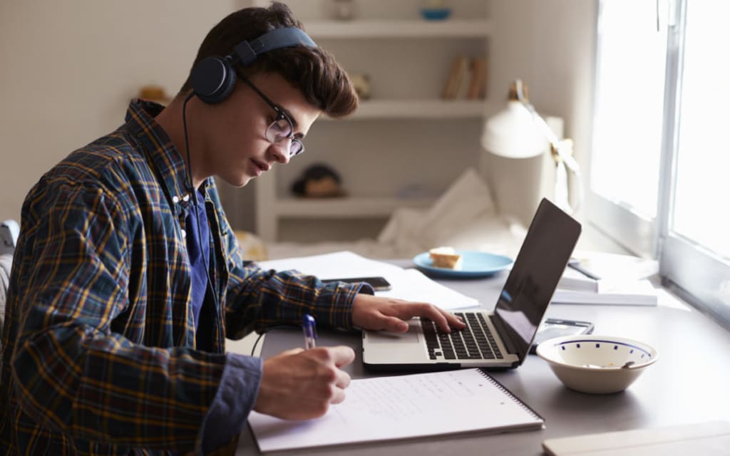Eruditus School: The Top Choice for German Courses in Zurich